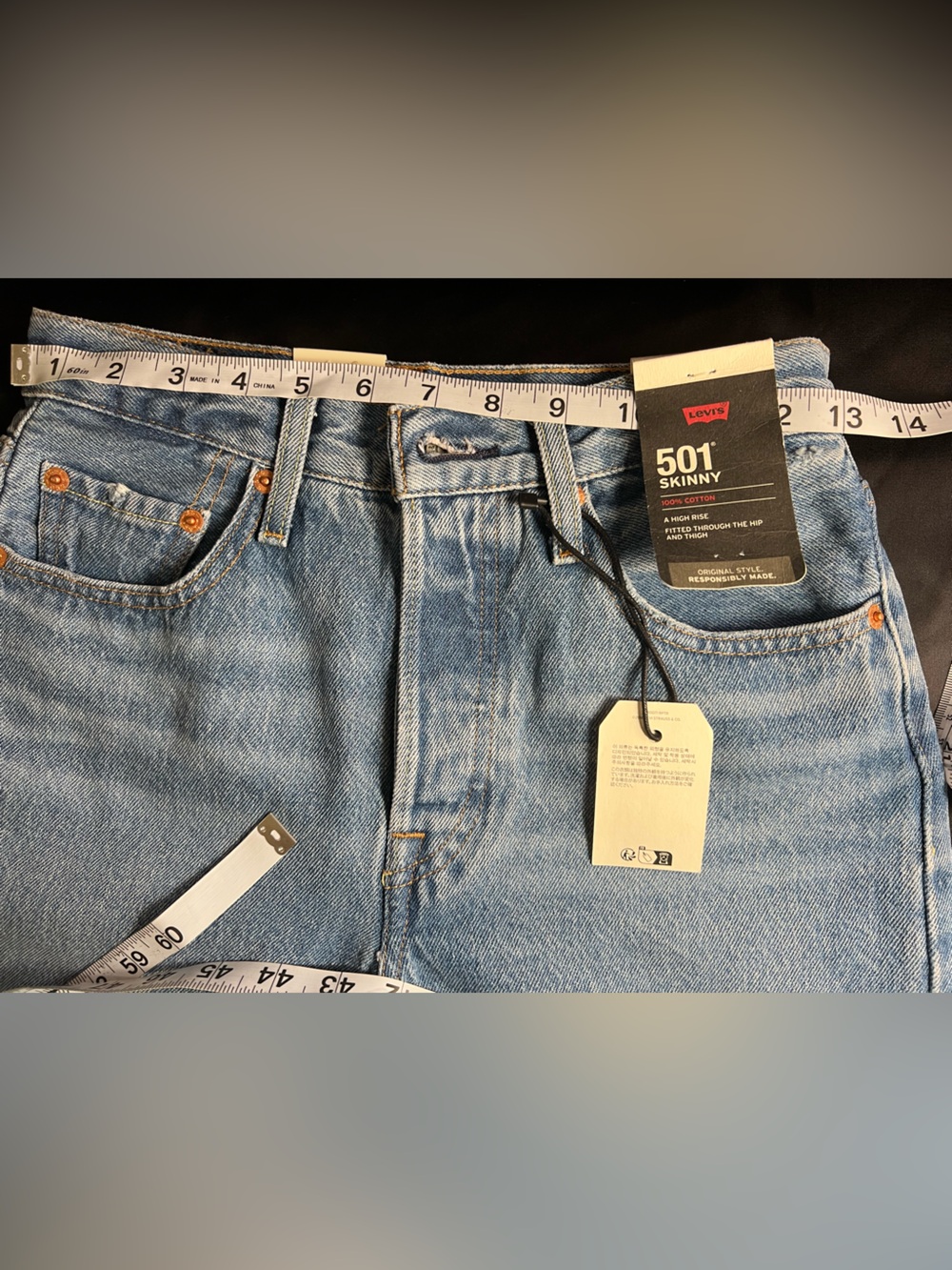 Levi’s 501 Skinny Jeans 24x28 High Rise Button Fly Light Wash Denim NWT 🌼 - Picture 8 of 12